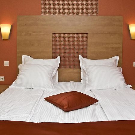Hotel 4 Zona София Экстерьер фото