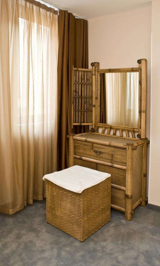 Hotel 4 Zona София Экстерьер фото