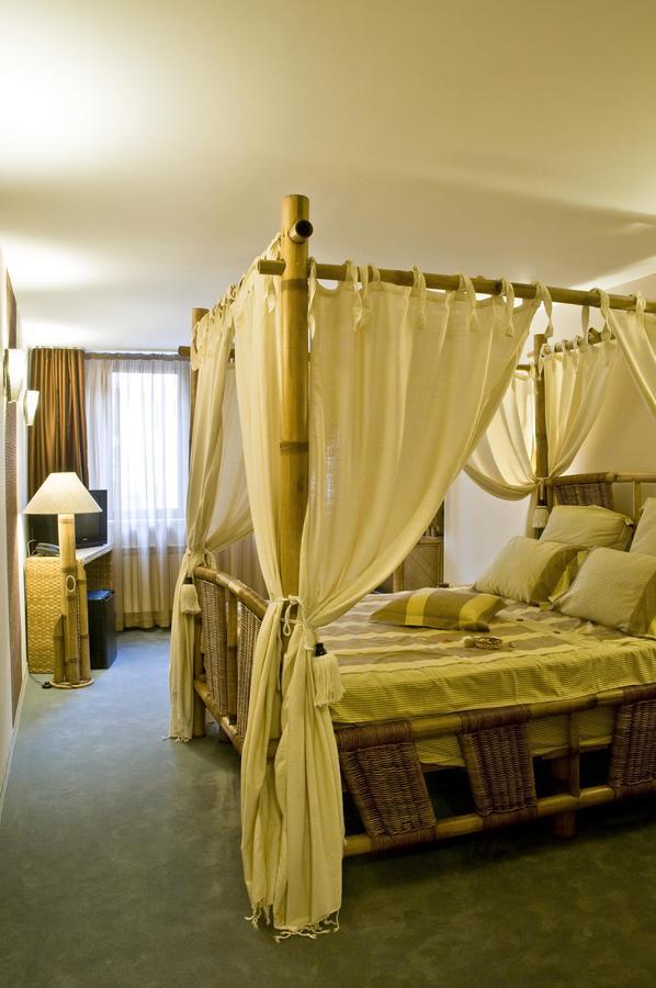 Hotel 4 Zona София Экстерьер фото